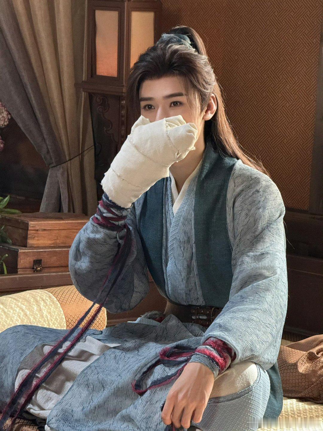 龚俊 gj龚俊 叶谦 gj龚俊 风过留痕 玫瑰在海里燃烧我的爱在烈火中绽放. ?
