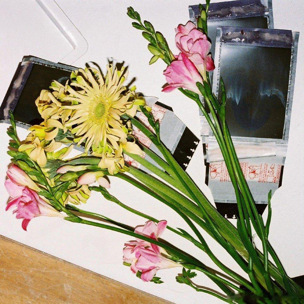 Angelababy钻石蛋糕Angelababy钻石生日照angelababy?