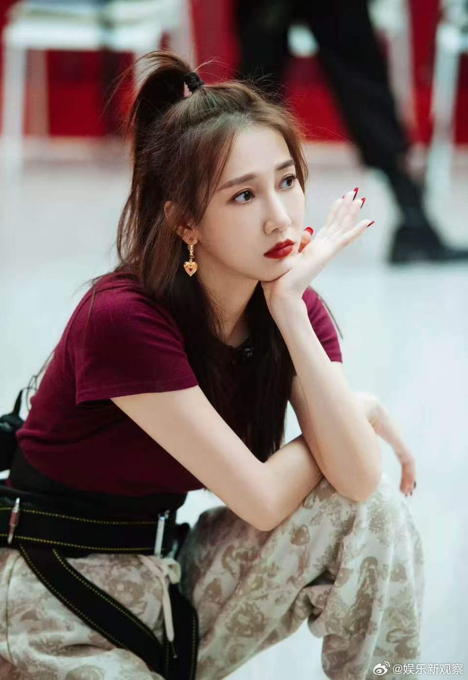 弦子早该唱跳了不止深耕抒情演唱，弦子发力唱跳领域，每月稳定推出新歌，创作从未停歇