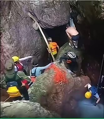 5名户外爱好者在福建一峡谷身亡敬畏自然，从来不是一句空话。福建刺刀峡谷的悲剧，5
