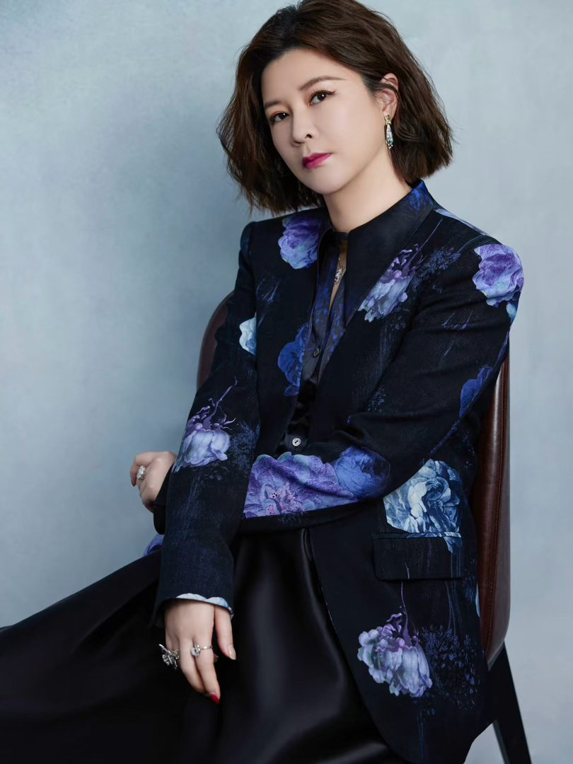杜华谈乐华娱乐未来方向杜华姐姐当家2看片会聊乐华发展 从选秀“教母”到科技探索者