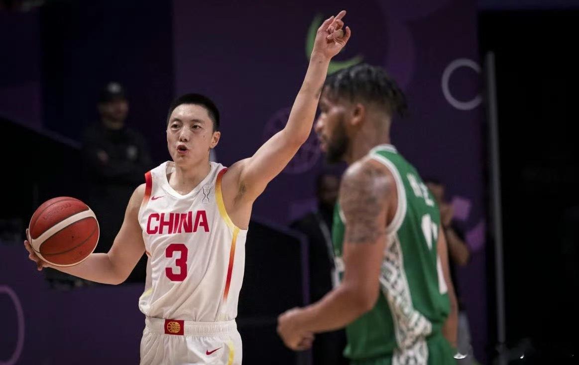 小胡今天状态确实欠佳，但是郭导并没有把他摁在板凳席，而是给了他29分钟的时间找状