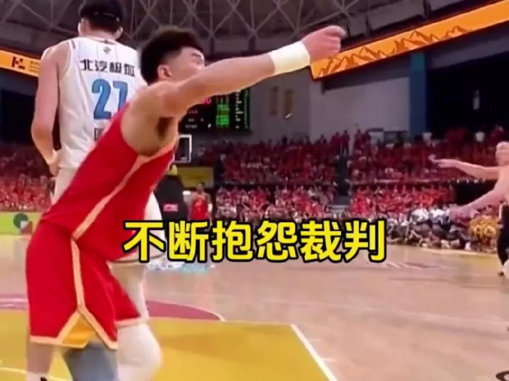 说实话，本以为孙铭徽在广厦与北京的G3，G4两场比赛中打的非常好！一度的让大家认