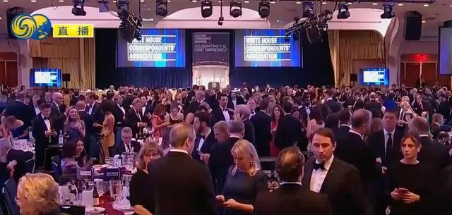 既是特大新闻，又是笑话。美国总统特特朗普曾两次遭枪杀，第一次子弹从耳边侧过，右耳