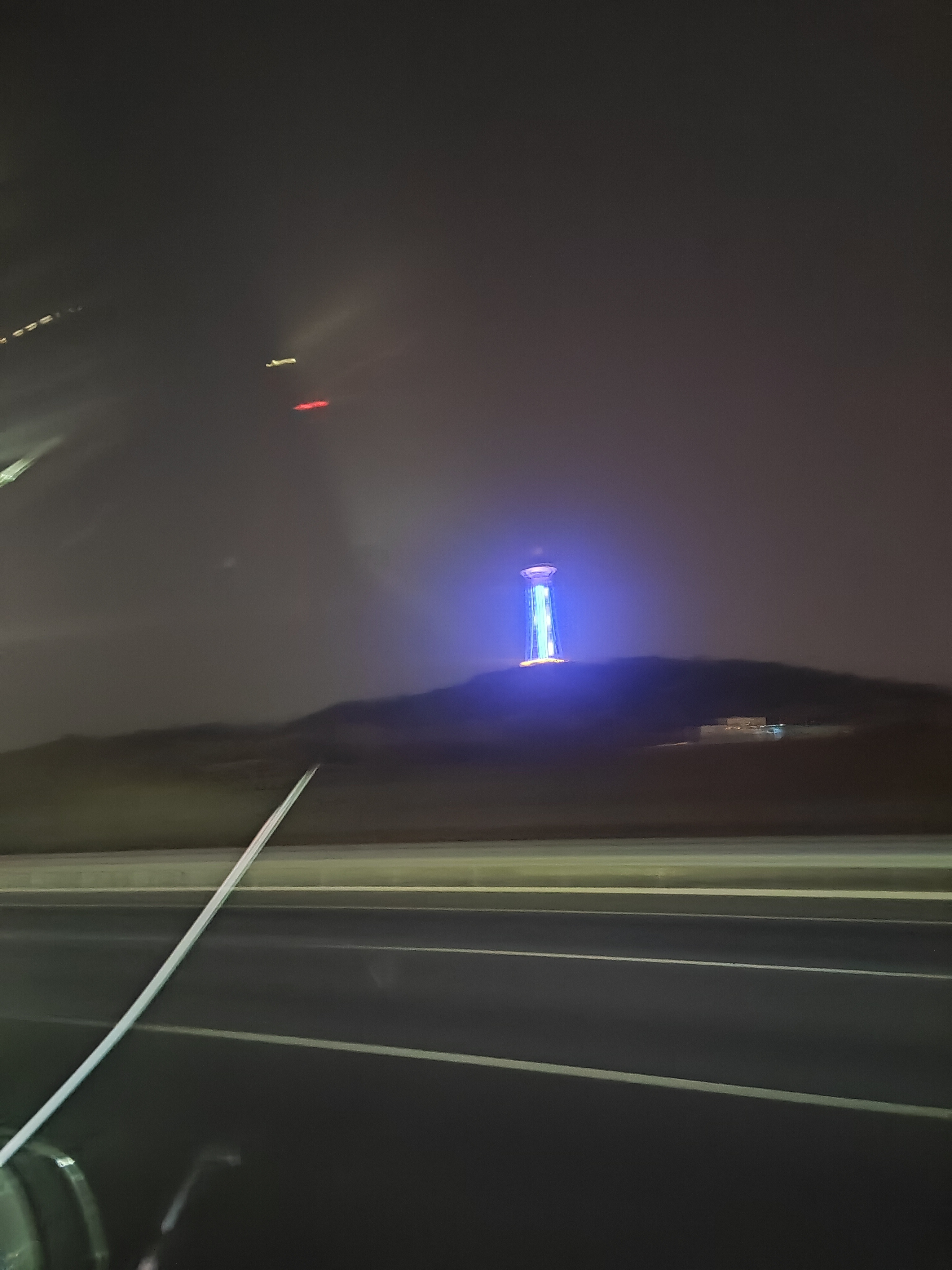 怎么感觉Jay Chou的太阳之子要拉了，我再听两遍看看