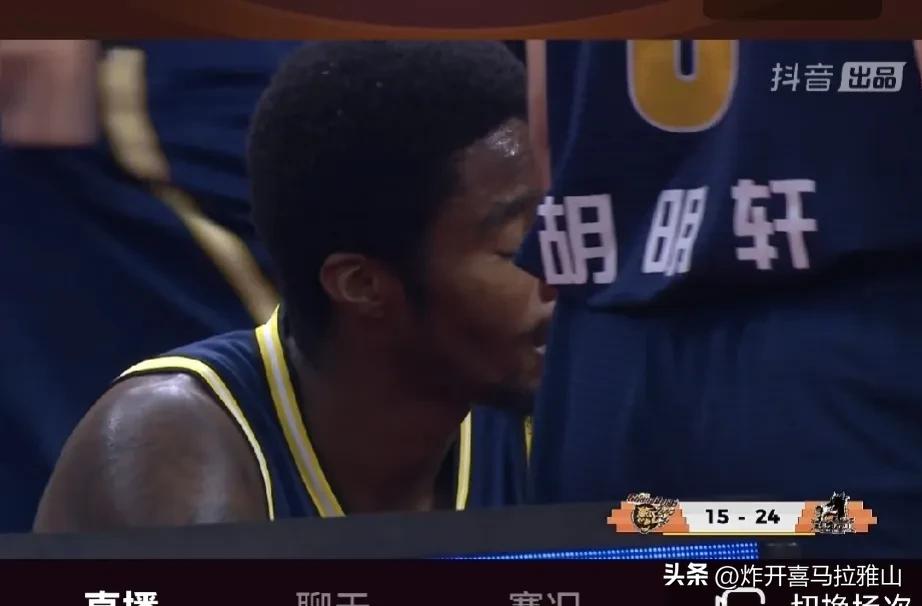 广东队11冠王已经名不副实了！首节被江苏肯帝亚打懵了！
广东队主场被江苏肯帝亚队