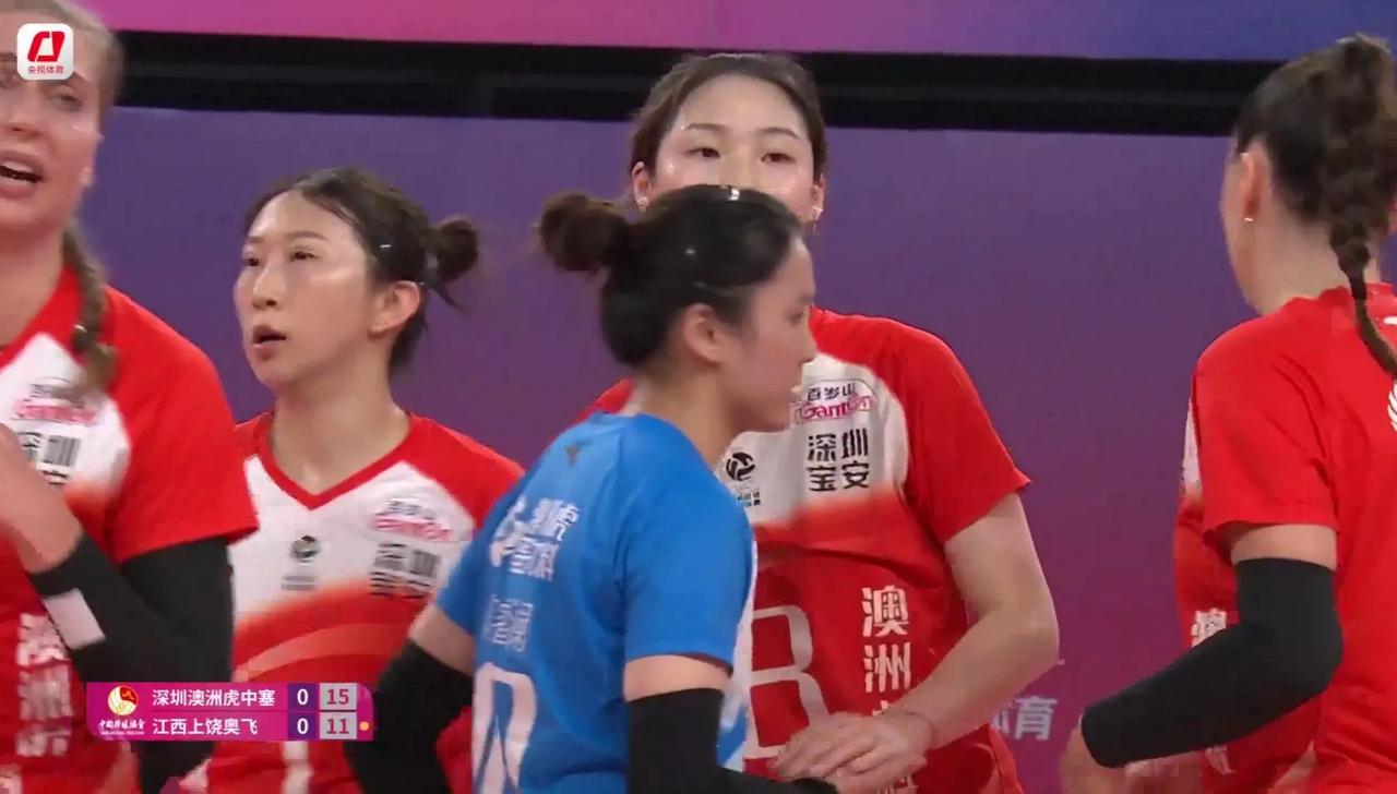 【女排青年挑战赛】决赛（1）:深圳—江西  实时战况:

        3月1