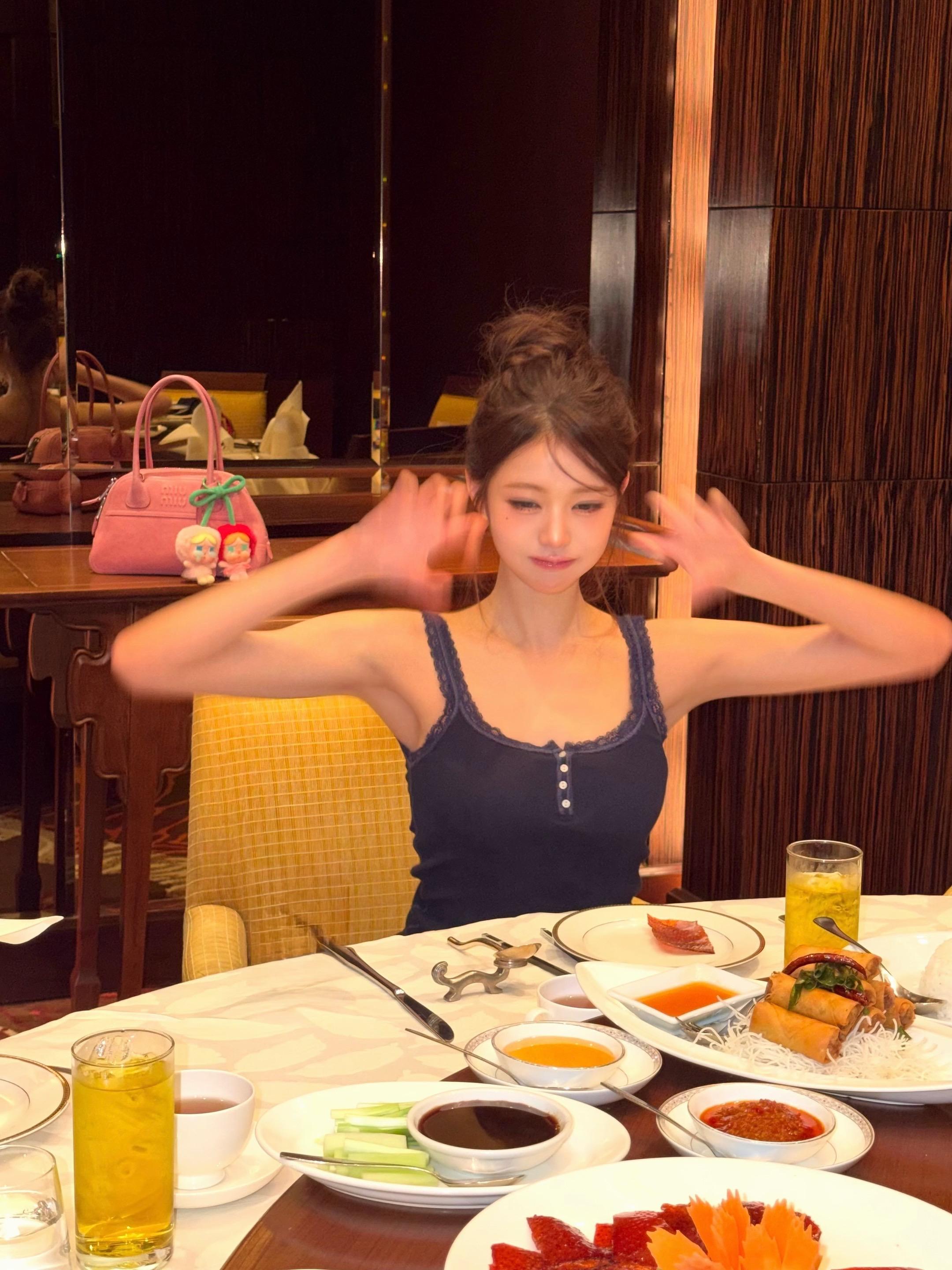 IG更新 北京烤鸭梦女来了