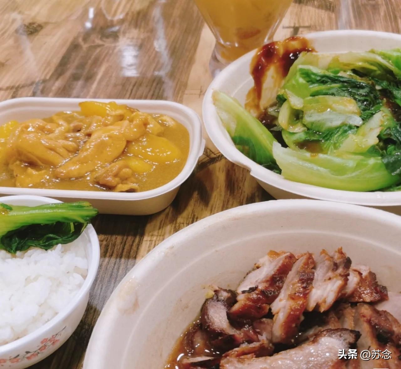 吃饭别狼吞虎咽！放慢咀嚼速度，养好肠胃，远离积食腹胀
 
生活里很多人都有这样的