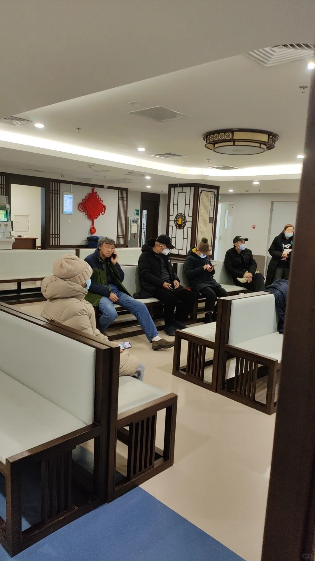卵巢早衰其实就是提前衰老 前段时间，有个富豪花了几百万美金声称年轻了2...