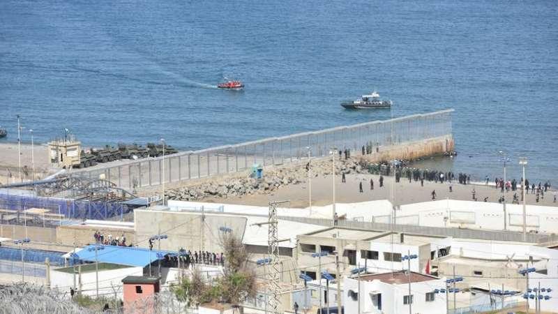 西班牙北非飞地休达爆发非法移民潮 政府派兵维稳
发布时间：2026-07-31