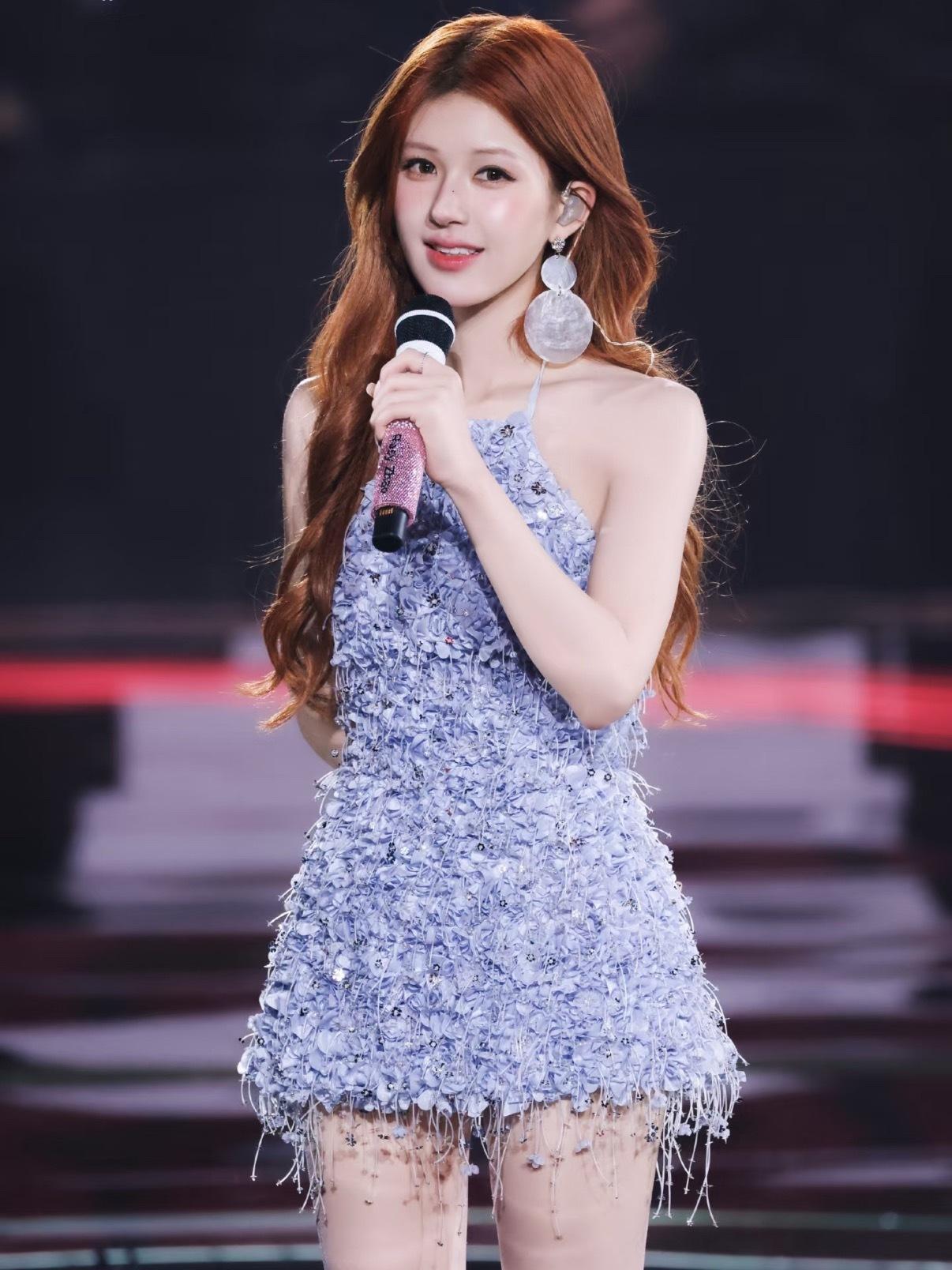 和fans在交流感情中 发生了什么？ 