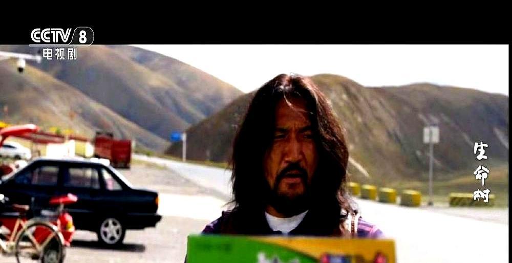 全剧最大赢家，不是牺牲的主角，是那个话最少的康巴汉子。
 
他把一纸合同撕得粉碎