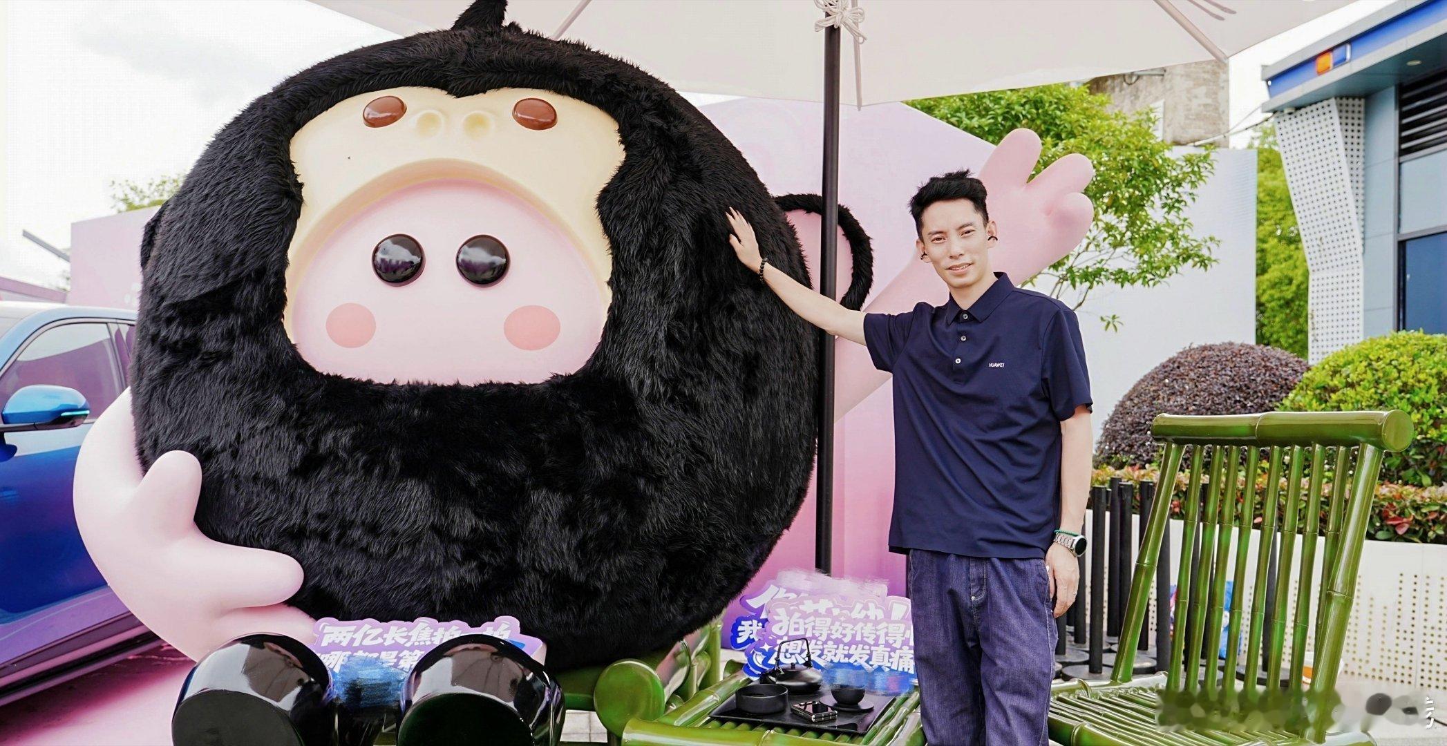 这届杰迷是懂怎么追星的周杰伦演唱会正确的出片方式 谁说演唱会只有场内热闹？温州场