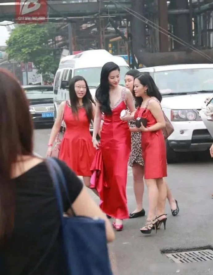 女明星就是女明星，果然与众不同 ​​​