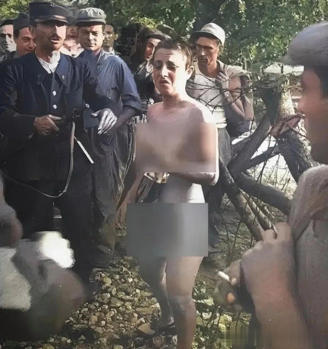 1945年，巴黎被盟军解放后，一名法国妓女正被一群法国男人侮辱，他之所以被如此对