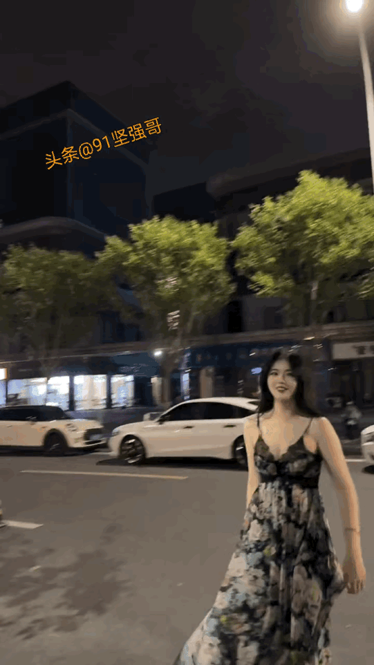 各位看官参谋一下，看看哪个角度好看？