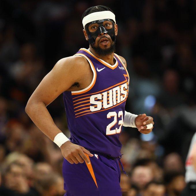 乔丹·古德温（小腿受伤）将缺席对雷霆的第四场比赛。这个系列赛他一共打了5分钟。菲