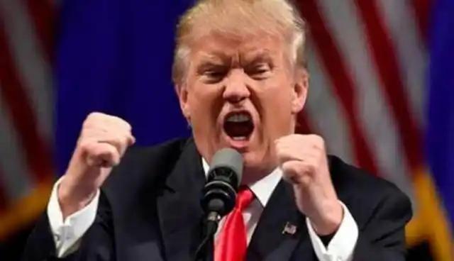 51 比 47，完全按党派划分！特朗普的 "情报沙皇" 终于上位了，但他埋了一颗