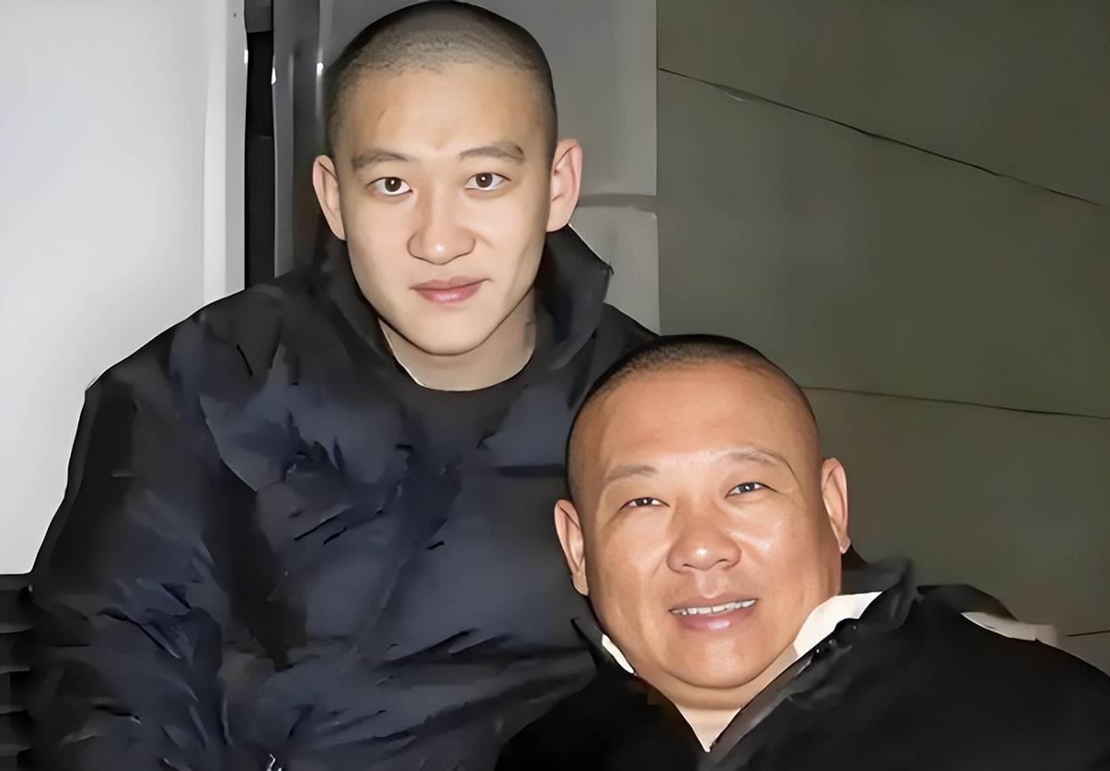 如果他俩能和解，必然相声圈的年度大事NO.1。

离开德云社后，曹云金时有谈到曾