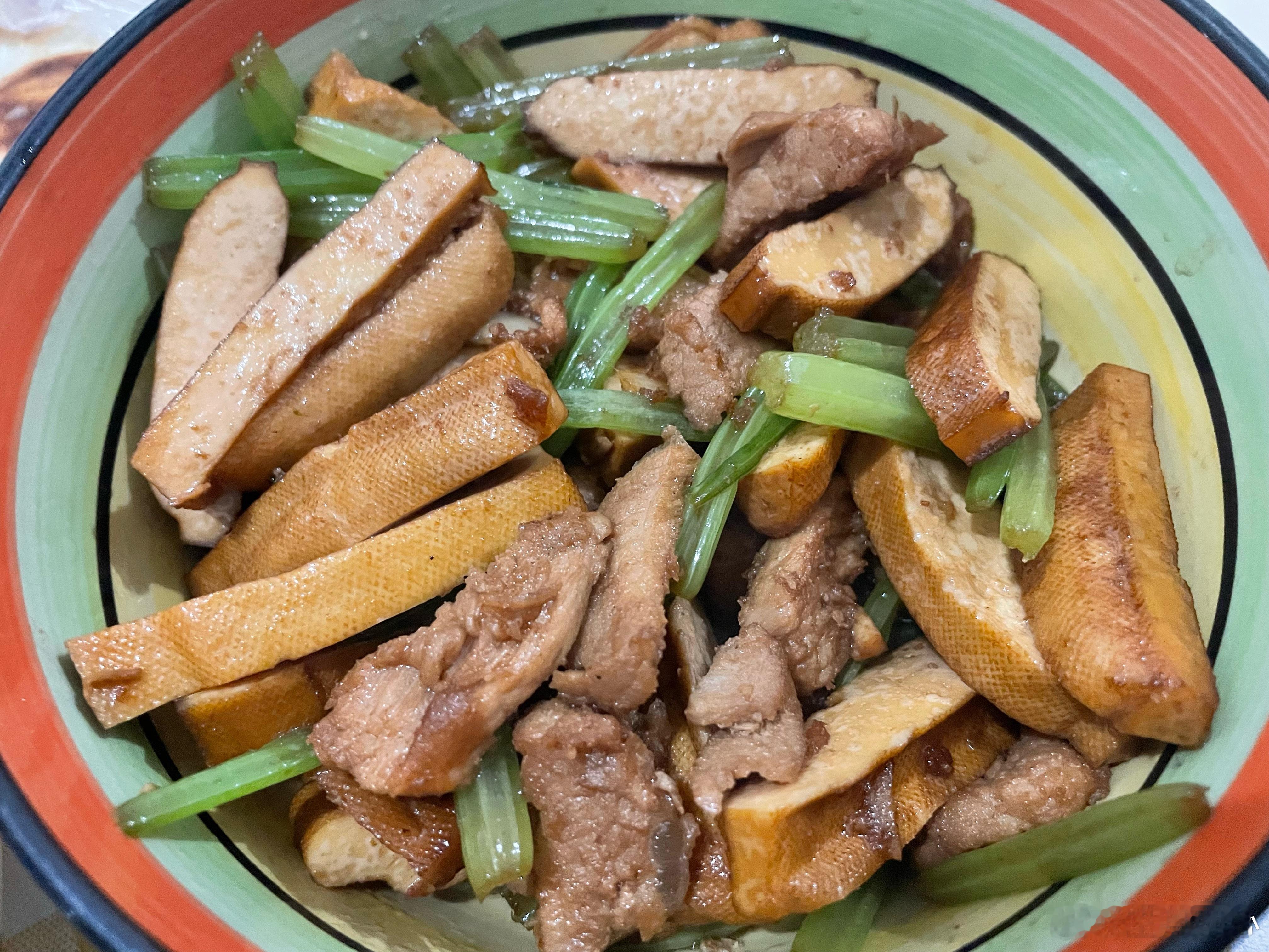 山芹香干肉丝绝绝子 