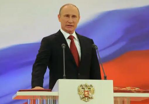 印度的一个记者提问过普京，如果中印开战，普京会支持谁？这种进退两难的问题根本没有