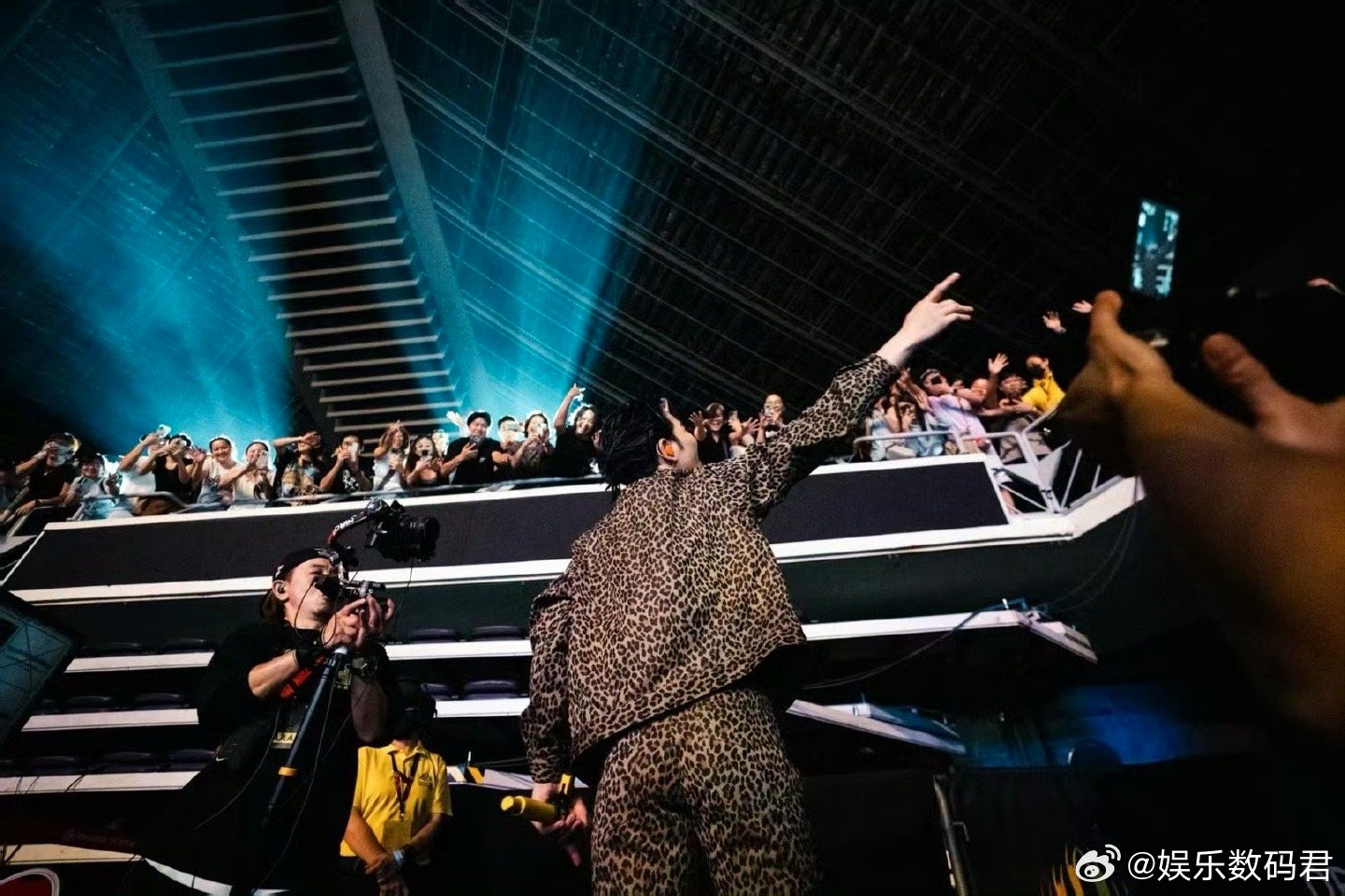 萧敬腾票价萧敬腾演唱会门票价格 能在体育场听萧敬腾唱歌，这个体验确实难得。歌迷这