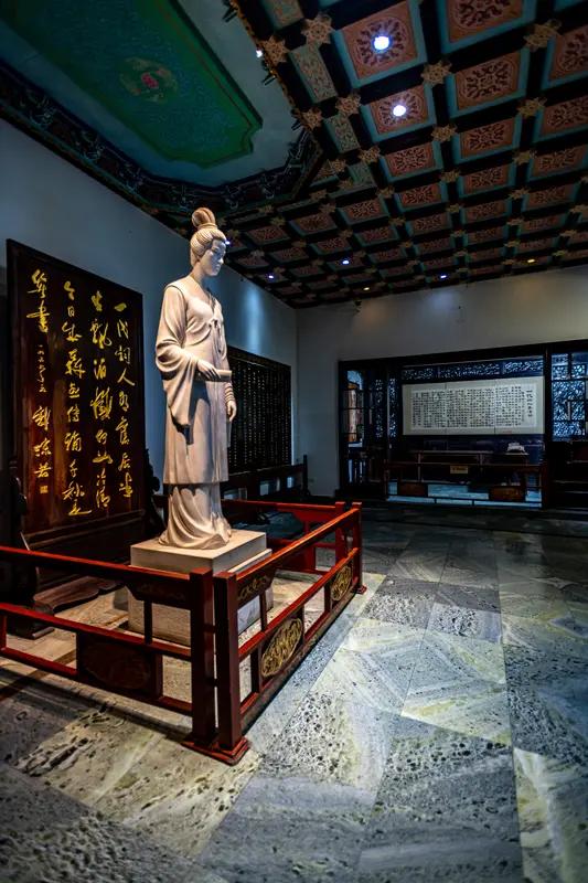 李清照不愧为女中豪杰，亲手将丈夫送进大牢
李清照宁肯入狱也要脱离苦海，最终将骗取