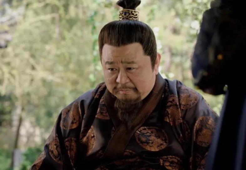 为什么嘉靖追封了亲爹，朱高炽就要被移出太庙？这是大礼议的余波。

嘉靖二十九年，