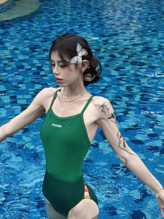 💚适合度假又能游泳的复古泳衣👙