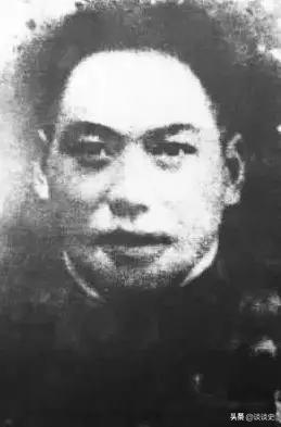 1939年，陈毅在丹北视察时，遇到一个相士管有为，陈毅看出此人机敏胆大，是做情报