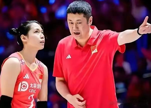 中国女排逆转击败波兰全程看得手心冒汗！中国女排3-1逆转波兰太提气了！落后不馁、