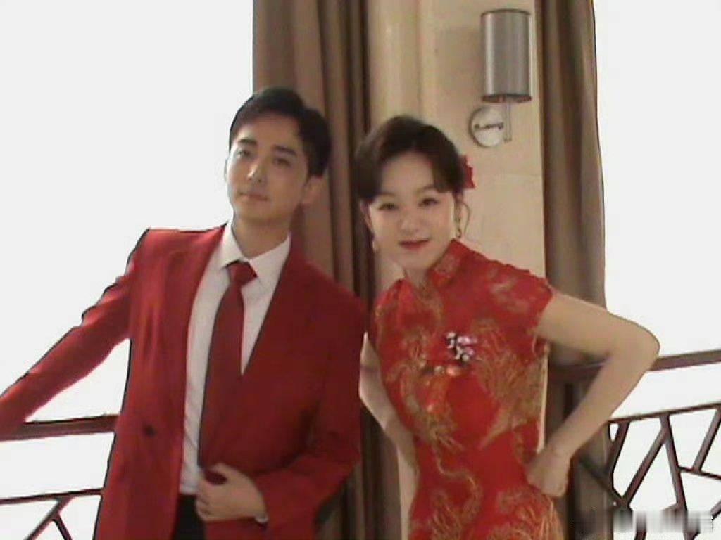 徐梦洁重生之我在90年代当新娘  李雯婚礼太让人心动了！小姨婚纱超美，徐梦洁旗袍
