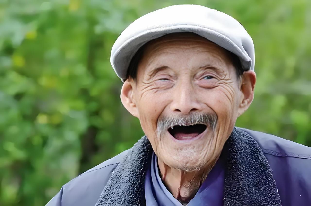 为什么人们常说家有一老如有一宝 “家有一老，如有一宝”在咸宁的故事里体现得淋漓尽