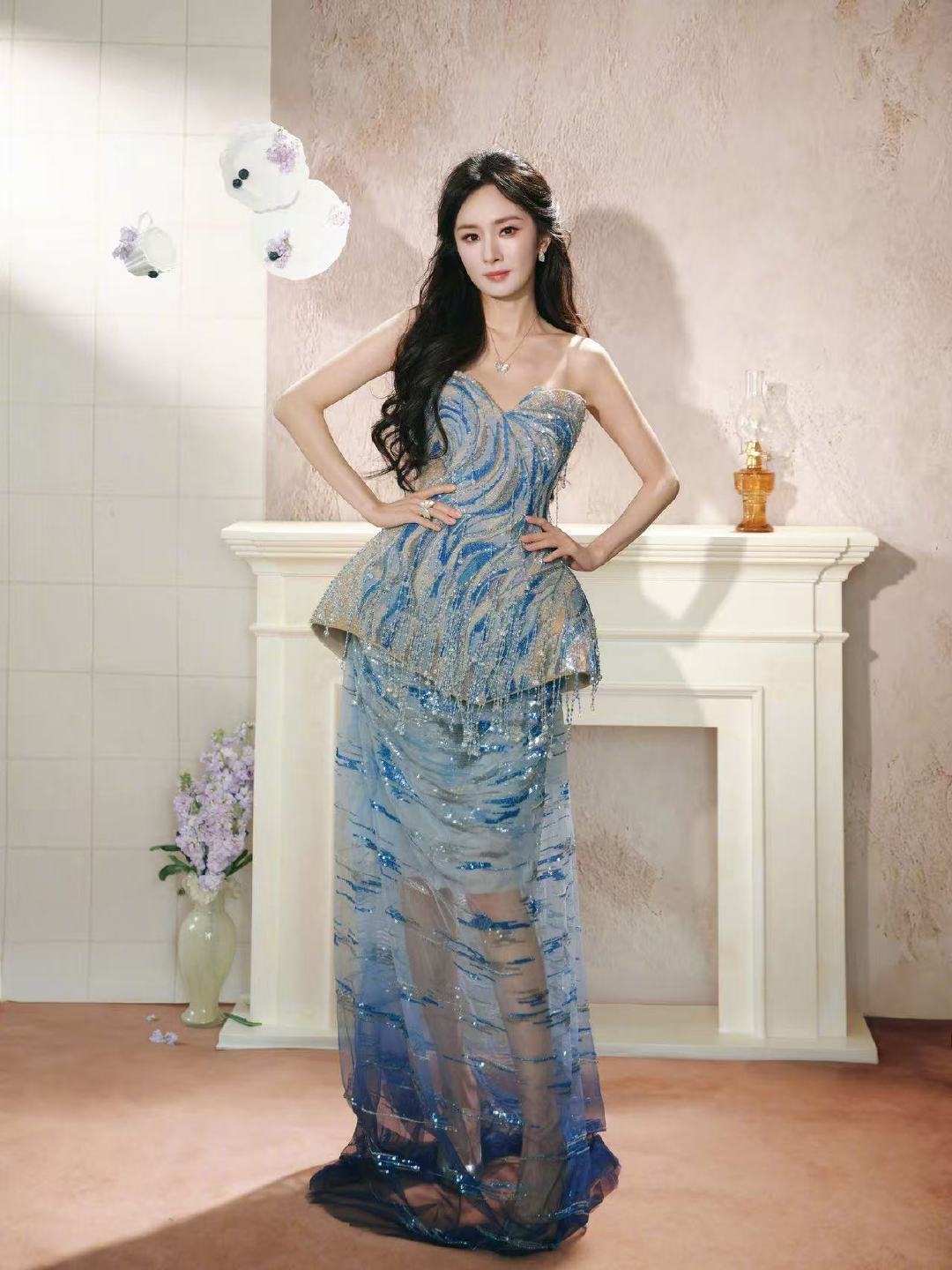 杨幂当季高定叠穿杨幂RM新季高定恭喜杨幂解锁第12套RM高定杨幂