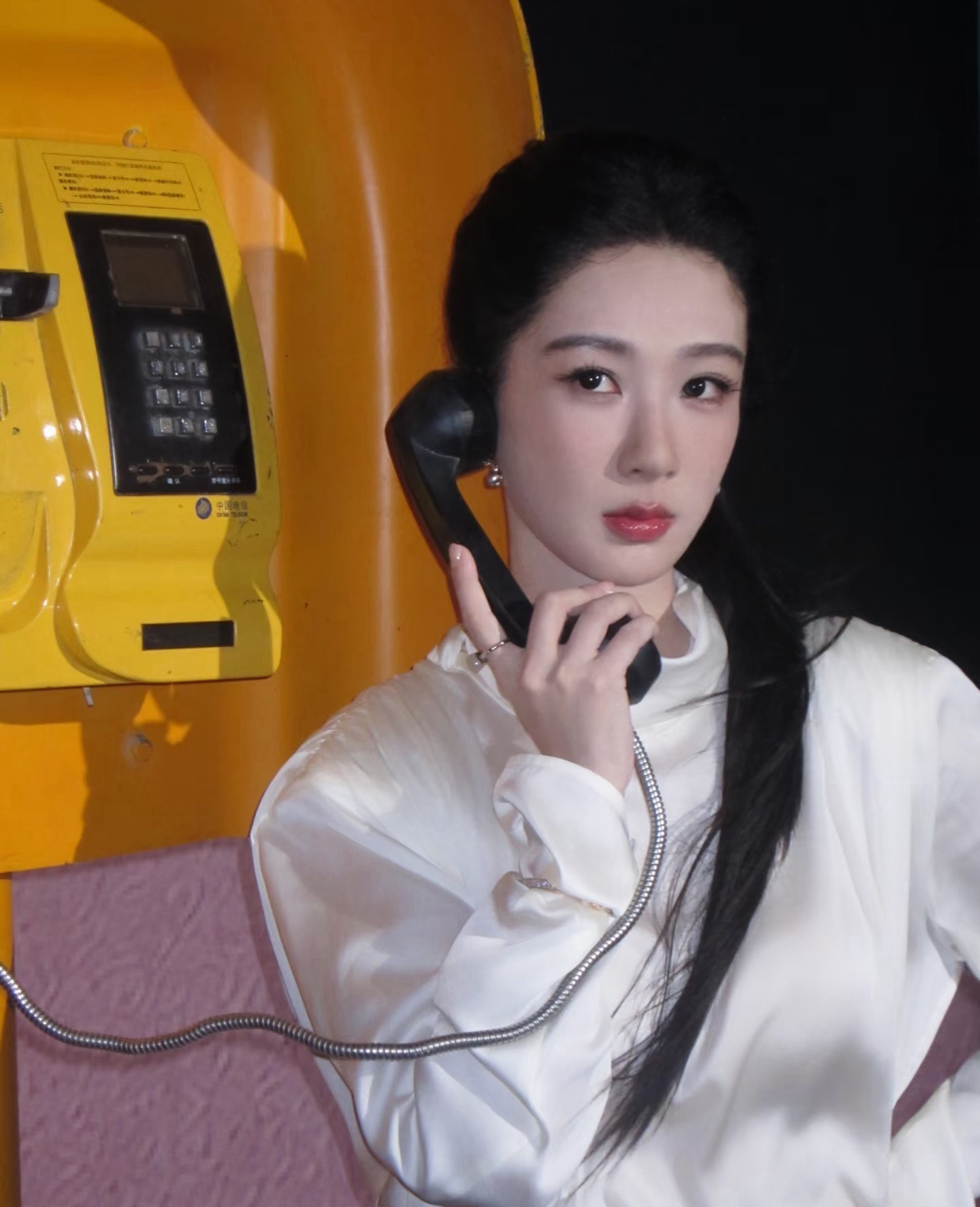 杨紫董竹君 💜杨紫知性高智姐感 💜杨紫 眼里有光，心中有爱，有你的日子明亮又