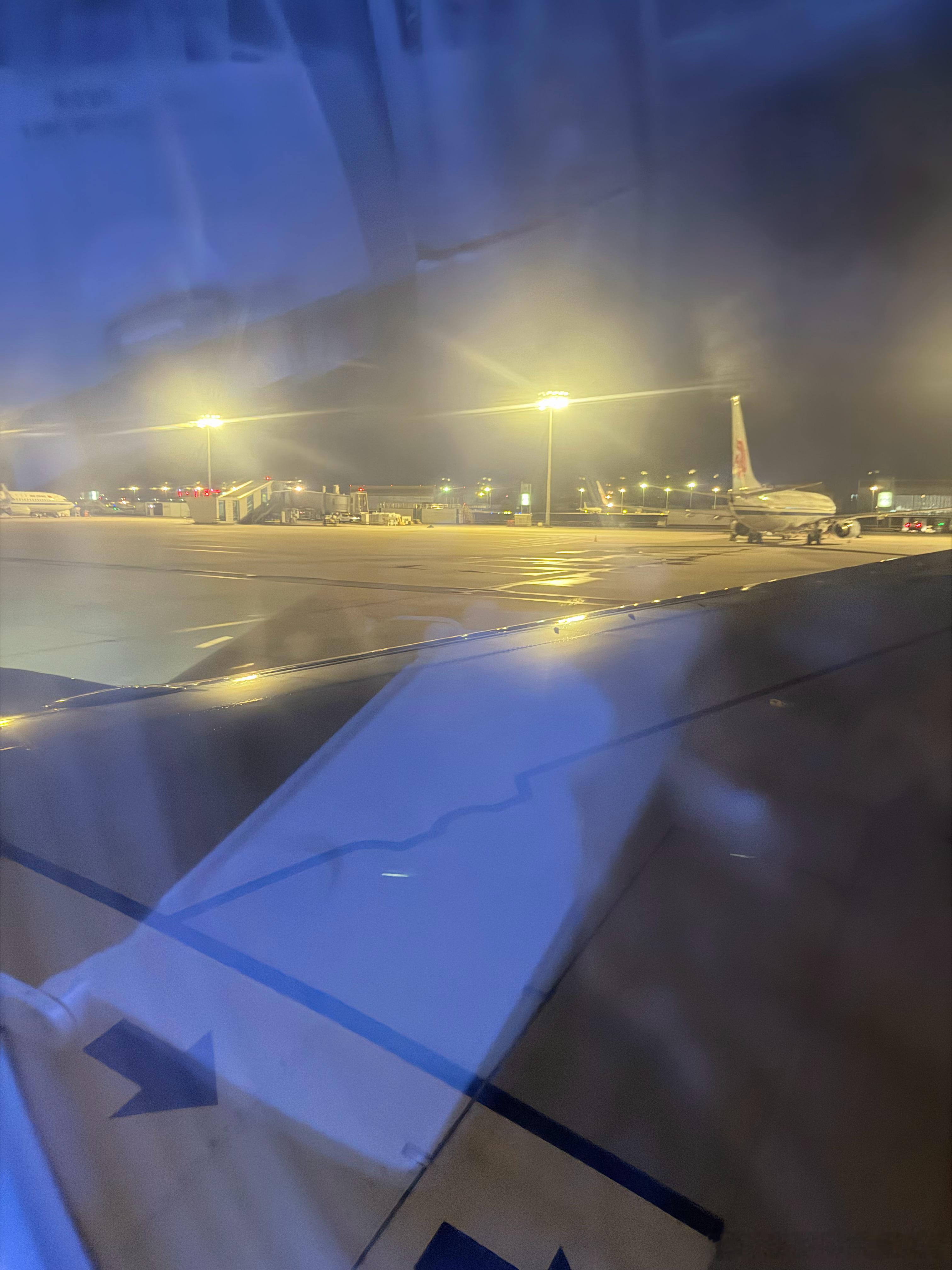 第一次坐最晚的✈️是真困睡一路😪 北京·首都机场T3航站楼