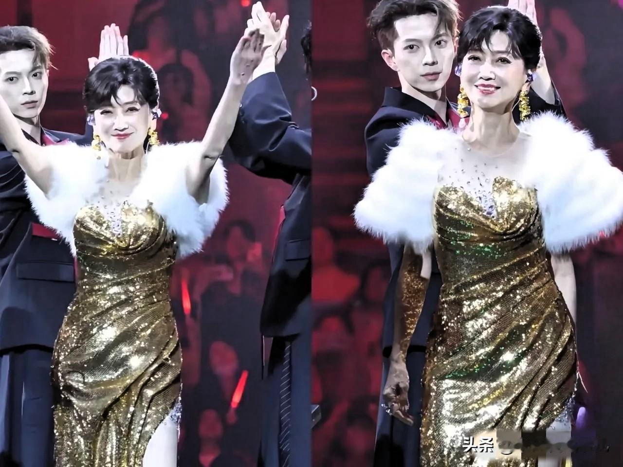 赵雅芝今年72岁了，状态太好了，前几天她举办了从艺50周年派对，在上面还跳了扫腿