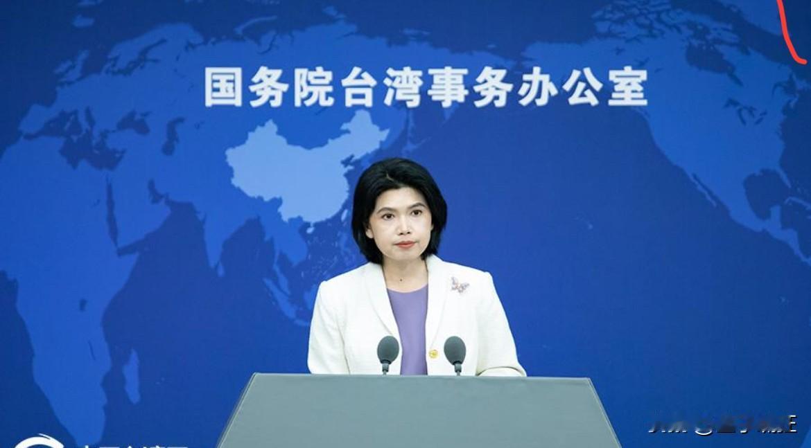 国台办日前宣布，要给金门、马祖通水、通电、通气、通桥。  
话音刚落，金门县副县