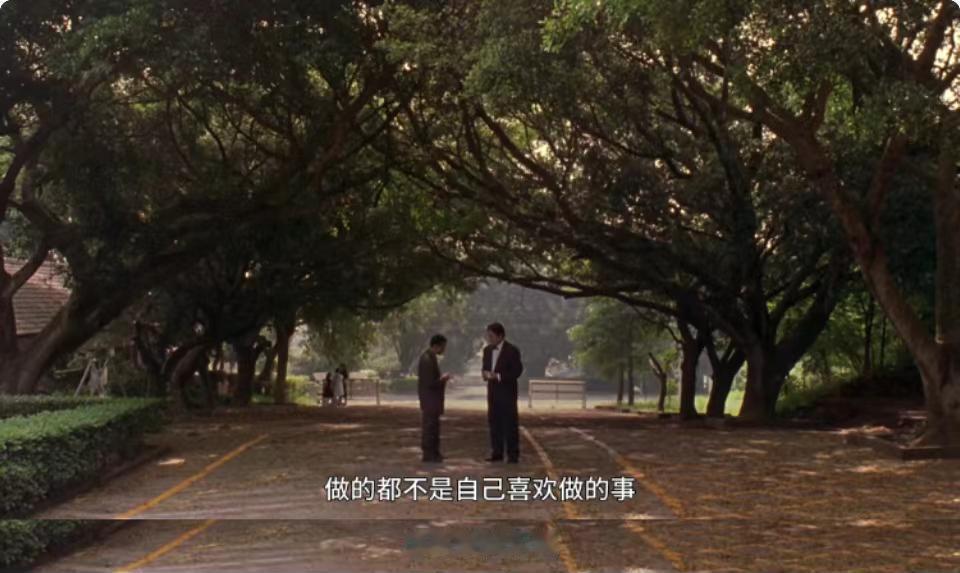 再不买书的林卓，也在努力复健读书这项生活基本技能。
每月初，林卓会在读书软件上创