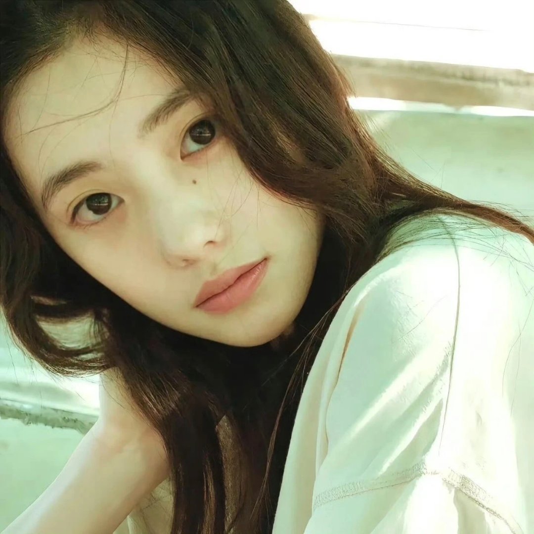 内娱女明星头像 | 溢出屏幕的生命力 | 刘浩存 