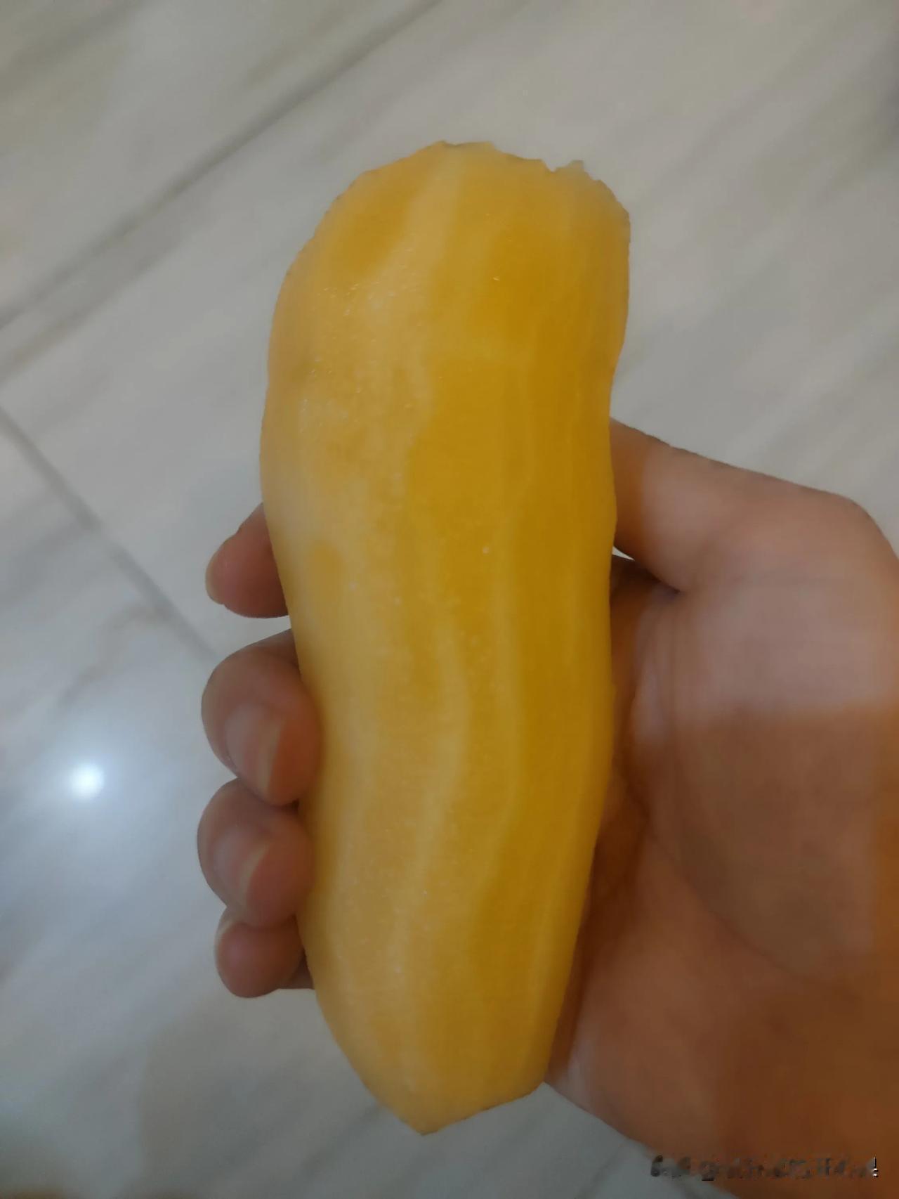 还是水果好吃

雪莲果好吃得很

超级清脆爽口，越吃越带劲
