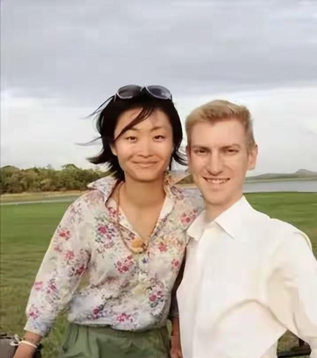 敬一丹生前最大的遗憾曝光！

倪萍得知敬一丹离世的消息，一个人躲起来哭，妆补了好