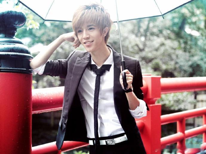 不愧是郭敬明带出来的兵谁还没为最世青春疯狂过，琉玄夺冠，想问问大家都是哪年入坑的