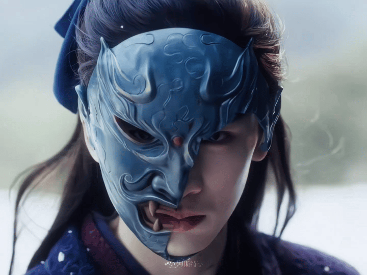 我怀疑他放水了，故意让随射掉半边面具🧐 