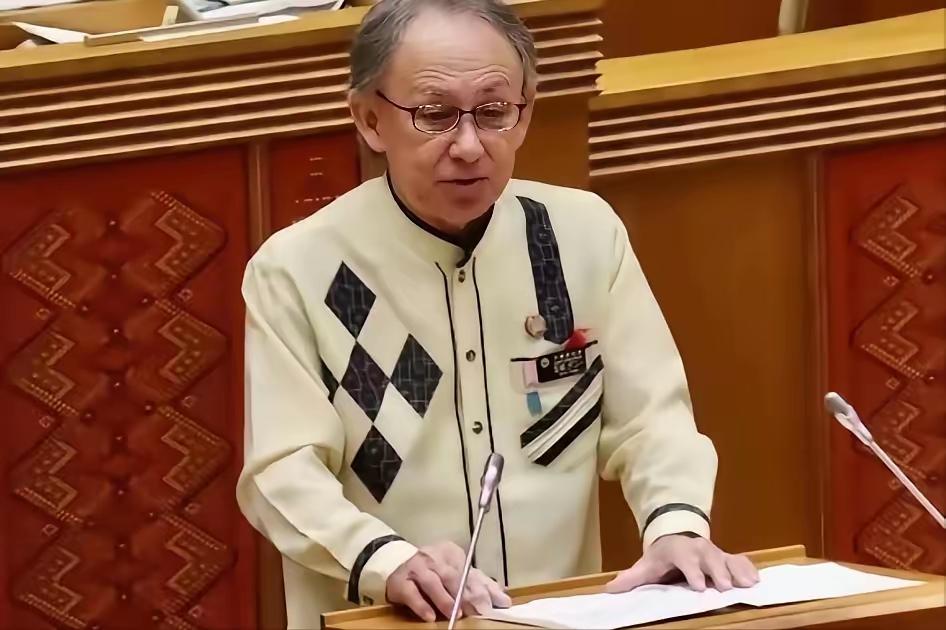 12月5日，冲绳县知事玉城丹尼在县议会上被问及琉球的归属时，语气平静地给出了回答