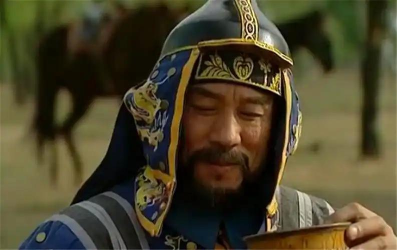 年羹尧这人，一辈子过得真是大起大落。当年他可是大清响当当的权臣，风光的时候前呼后