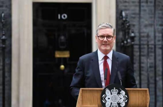英国首相曾经语出惊人，中国如果不下定决心，恐怕会让一直亲中的法国寒心。其实法国跟