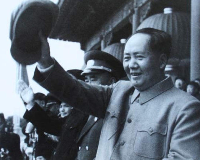 遏制贪腐，毛主席当年的提醒，今天依然管用！👌🏻1965年毛主席重上井冈山时就