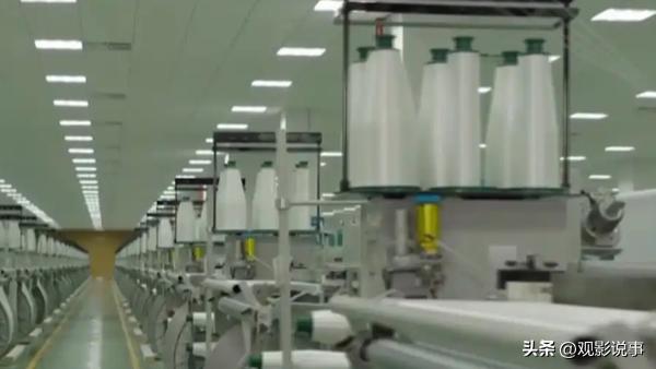 3月18日，全球最大电子级玻璃纤维生产线——淮安零碳玻纤制造基地3.9亿米电子布